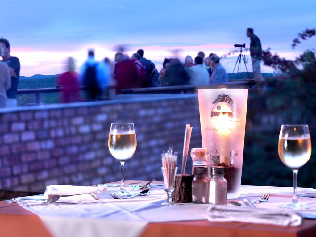 Gondwana Etosha Safari Lodge Окаукуехо Екстериор снимка